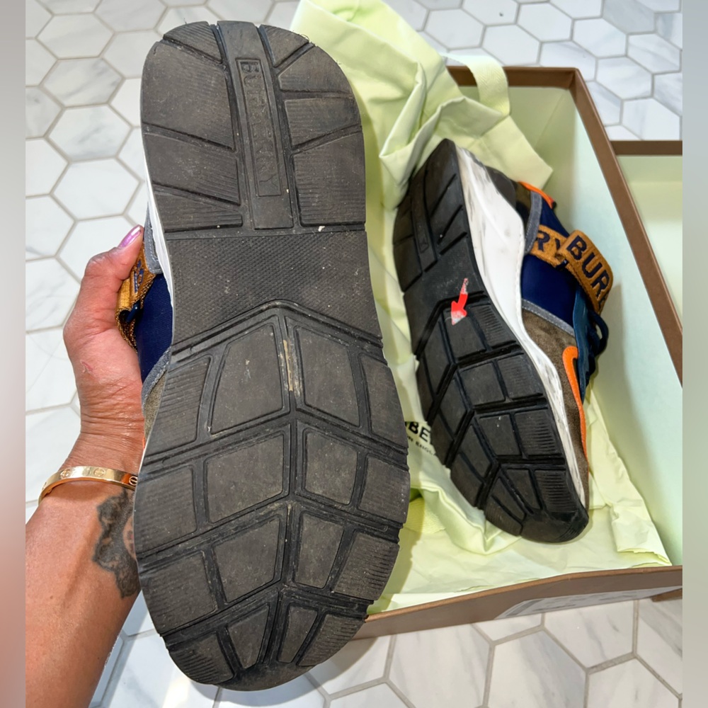 BURBERRY Ronnie Mixed Media Sneakers - Picture 8 of 13